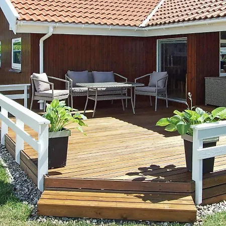 4 Star Holiday In